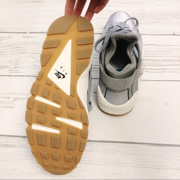 NEW Nike Air Huarache Run Premium Wolf Grey sz 8 - Picture 6 of 8